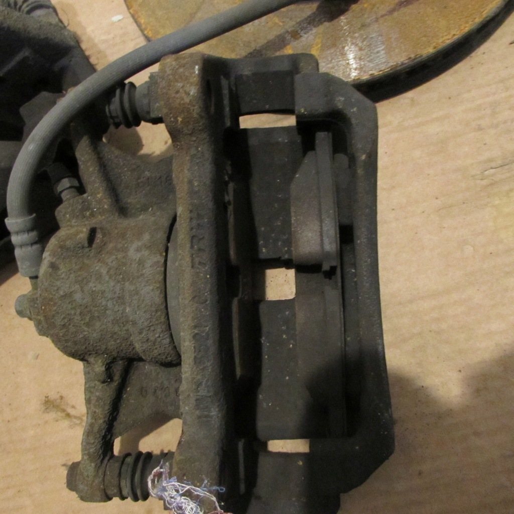 фото №7, Супорт гальмівний перед seat leon iii kombi 1,4 tsi