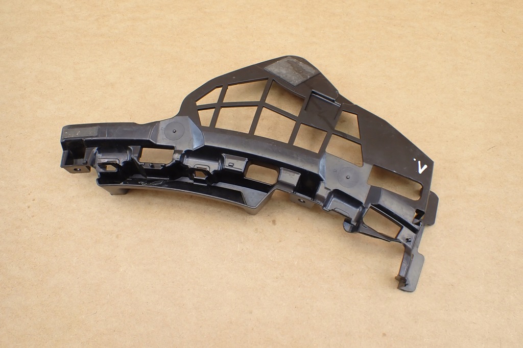 фото №10, Mercedes eqb x243 243 напрямна лівий перед передній бампера a2438855700