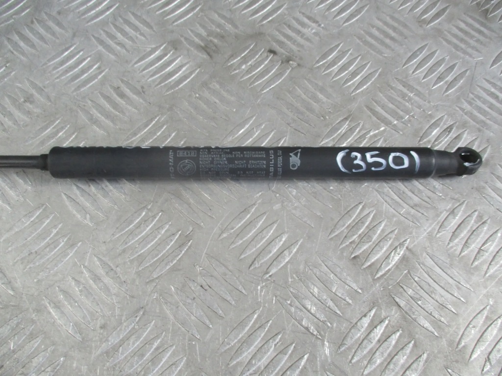 фото №5, Амортизаторы крышки задний 51778432 fiat grande punto 05-12r hb 891/b