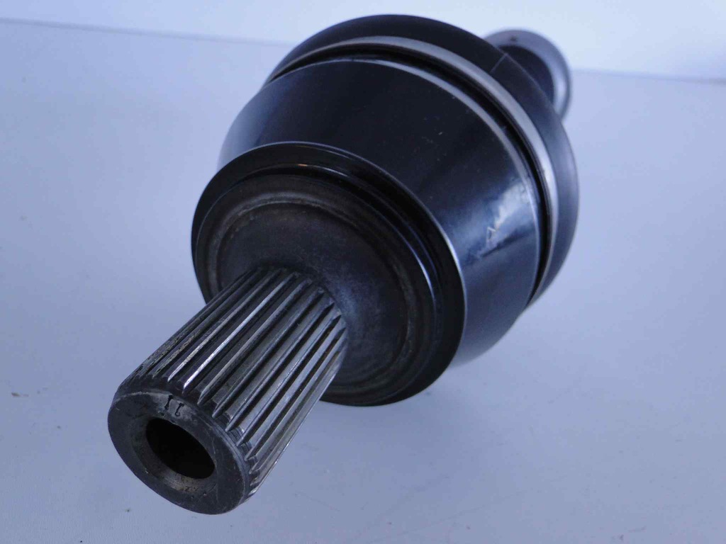 фото №4, Mercedes-benz оригинальный номер a1773309900 приводной вал