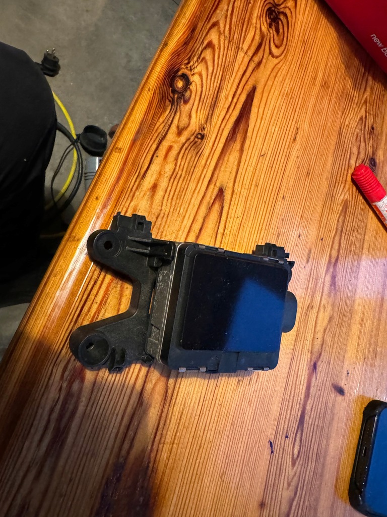 фото №1, Bmw g20 f40 радар датчик acc 5a05528 distronic