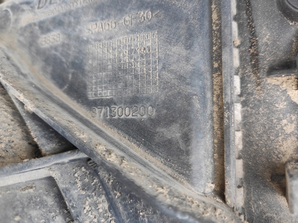 Радіатор води кондиціонер вентилятор grande punto 1.3 d Недорого