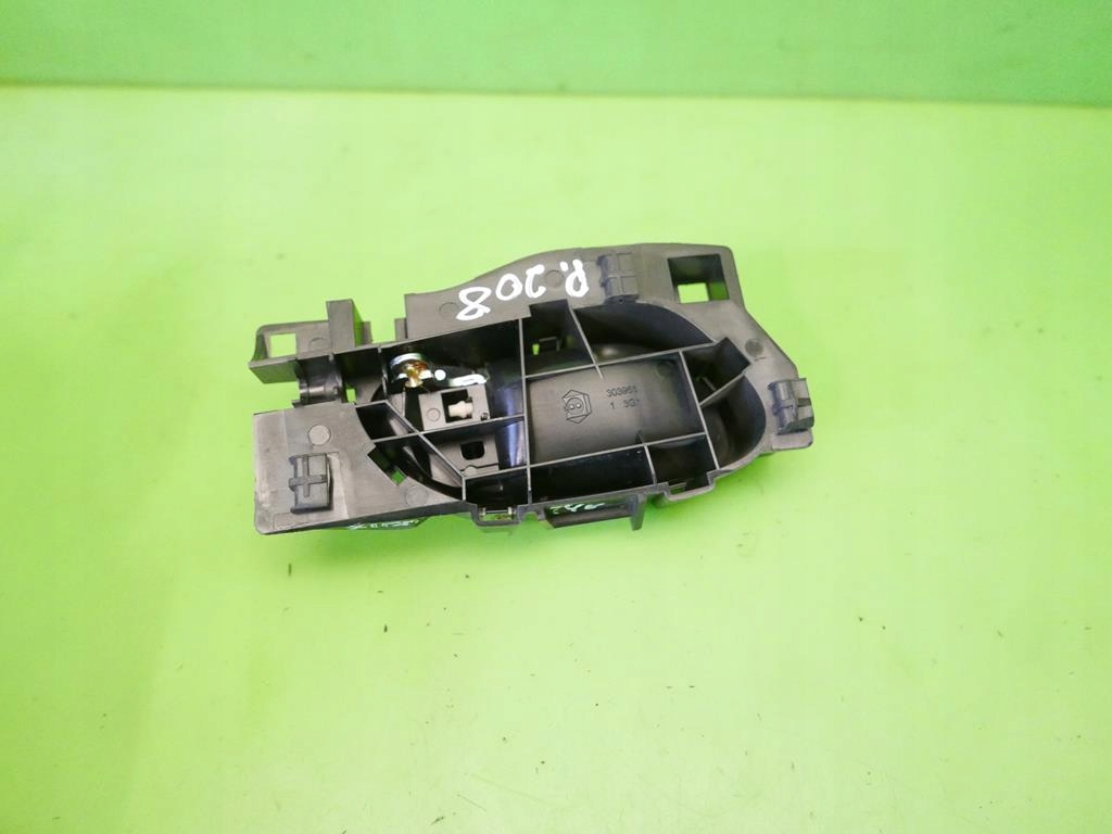 фото №6, Ручка внутрішня ліва задня peugeot 208 i phi 12-15