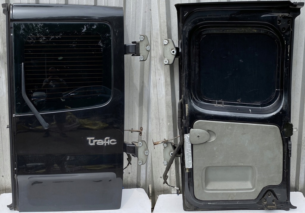 фото №1, Renault trafic ii 06 r дверь правое задняя распашные ted68
