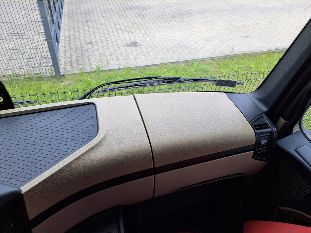 фото №4, Приборная панель приборная mercedes actros mp4 переходник