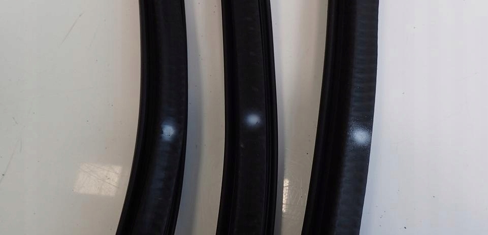 фото №8, Прокладка дверь перед audi q7 4l 4l0831721