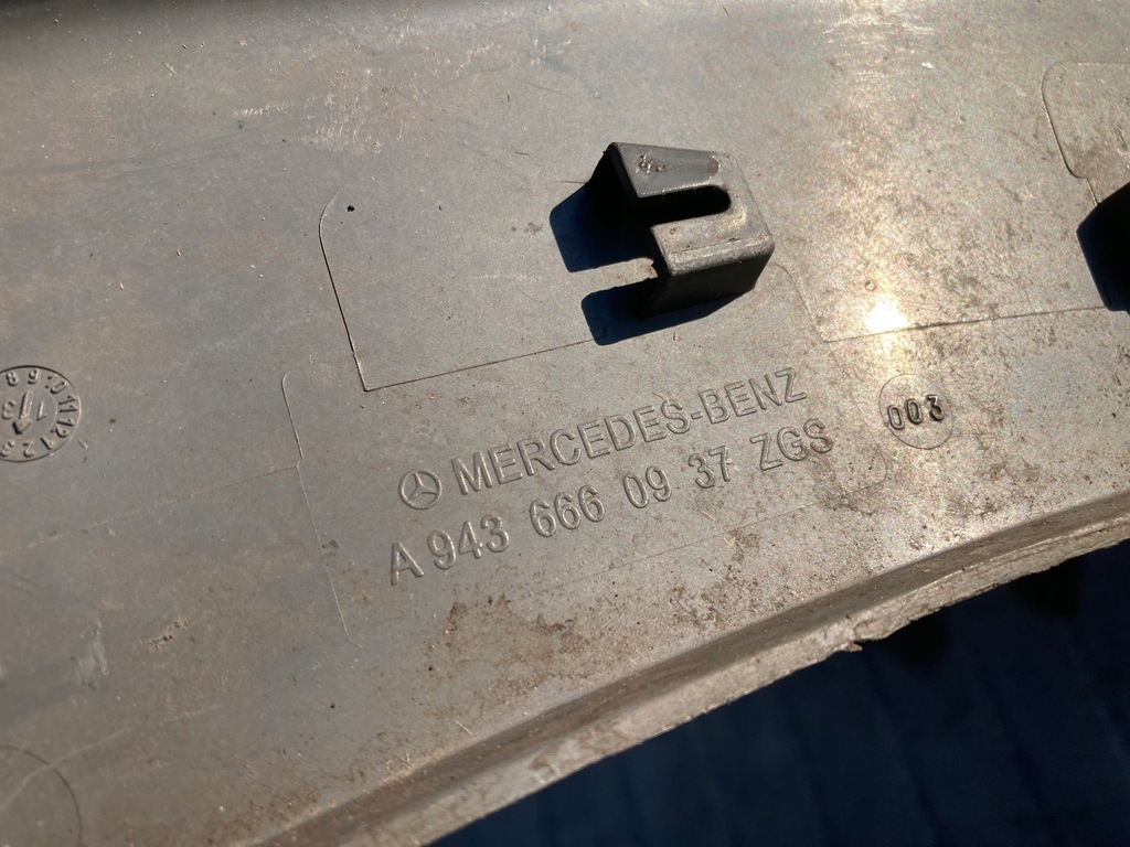 фото №9, Mercedes-benz actros w943 накладка молдинг крила ніша ступеня a9436660937