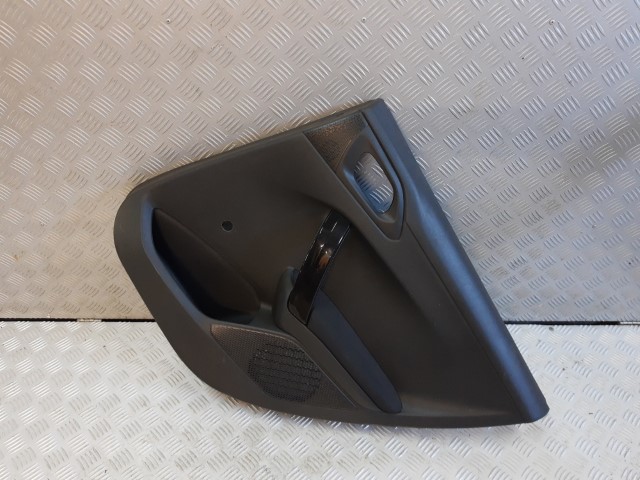 фото №1, Peugeot 2008 обивка обшивка дверь задняя правый