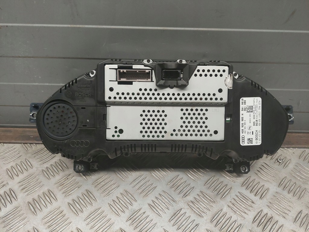 фото №5, Audi a7 s7 4g 2014 перед сторона ліва лічильник / спідометр