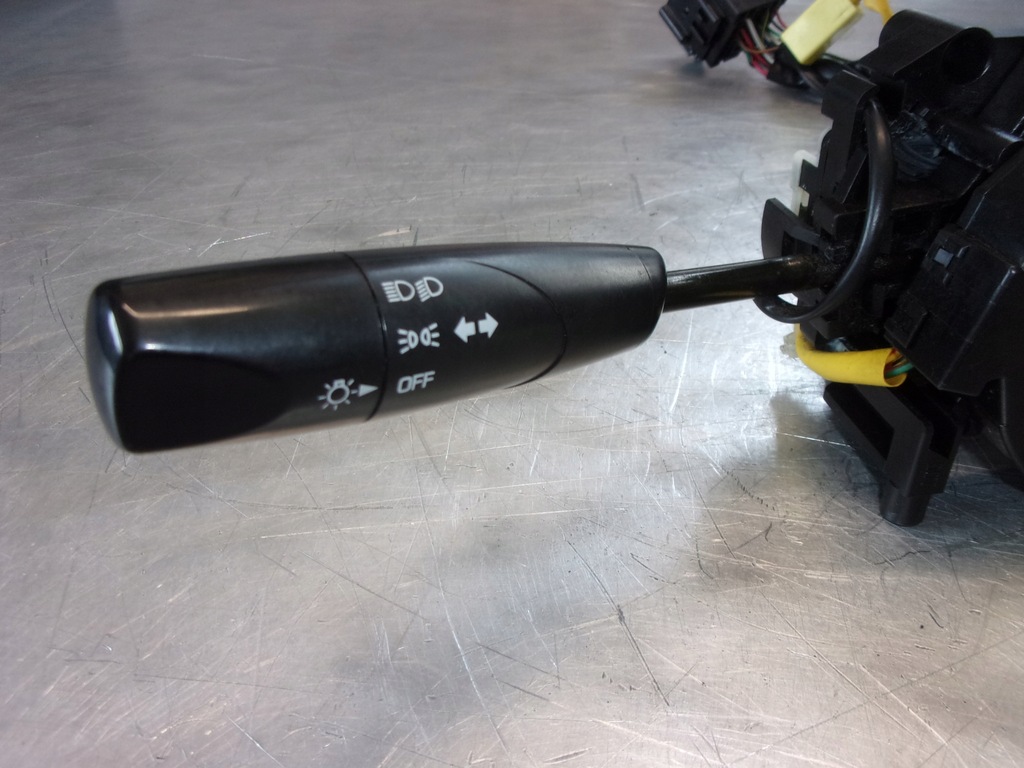 фото №3, Переключатель комбинированный mazda demio i lift