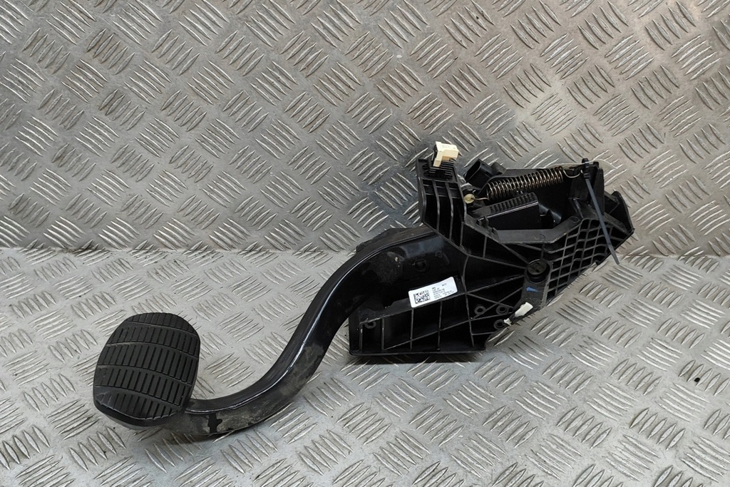 фото №5, Bmw 2 active tourer f45 педаль гальма 6856596 2019 lhd 27135520