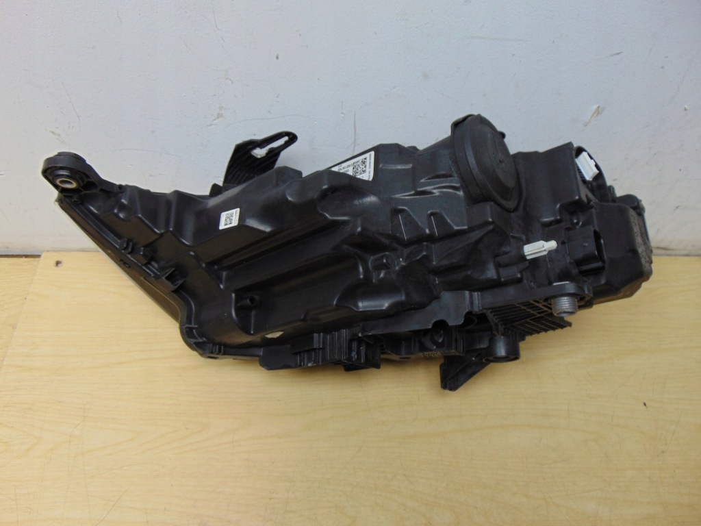 Купить Лампа правая перед audi a1 82a европа full led