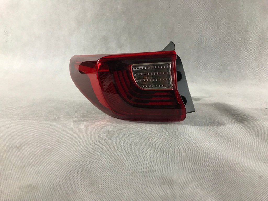 фото №1, Kia stonic 17- лампа задняя левая led 92401-h8