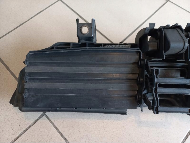 фото №8, Жалюзи шторка воздуховод впуск bmw 3 e90 e91