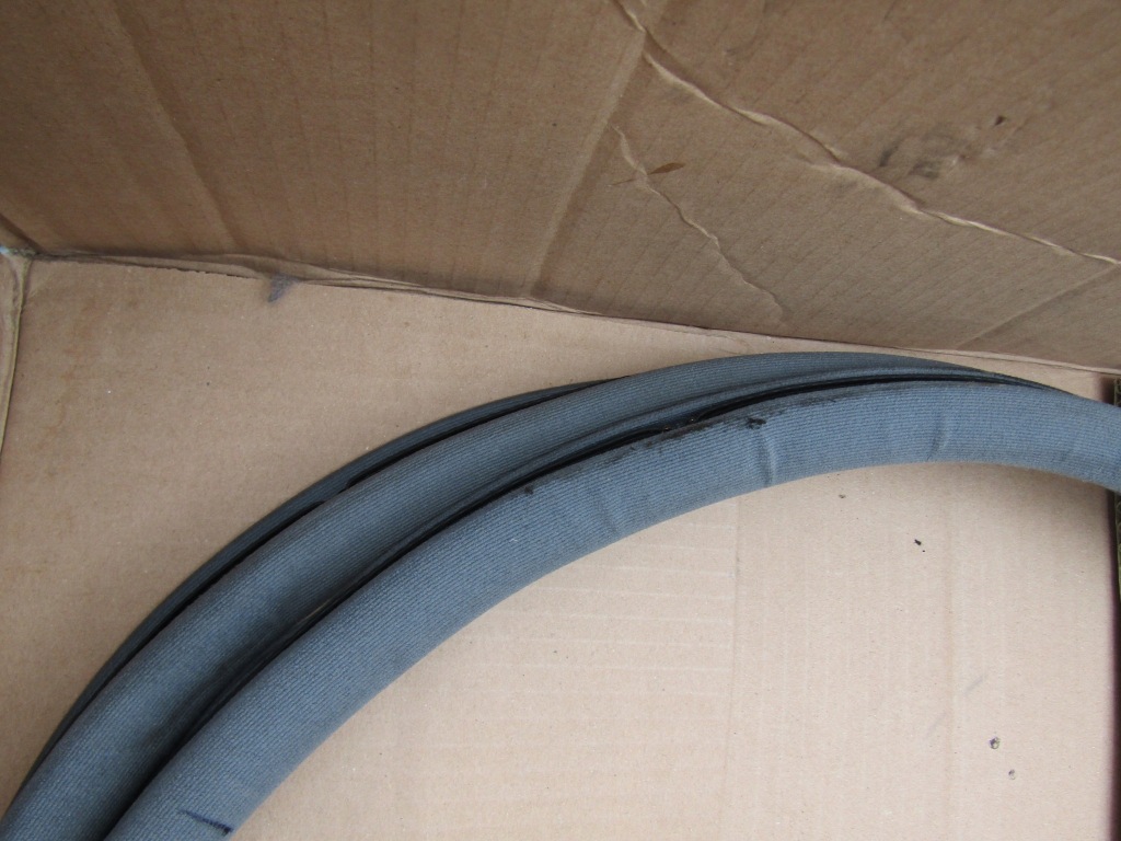 Mercedes w140 права передня тканинна прокладка кузовна na двері pp Київ