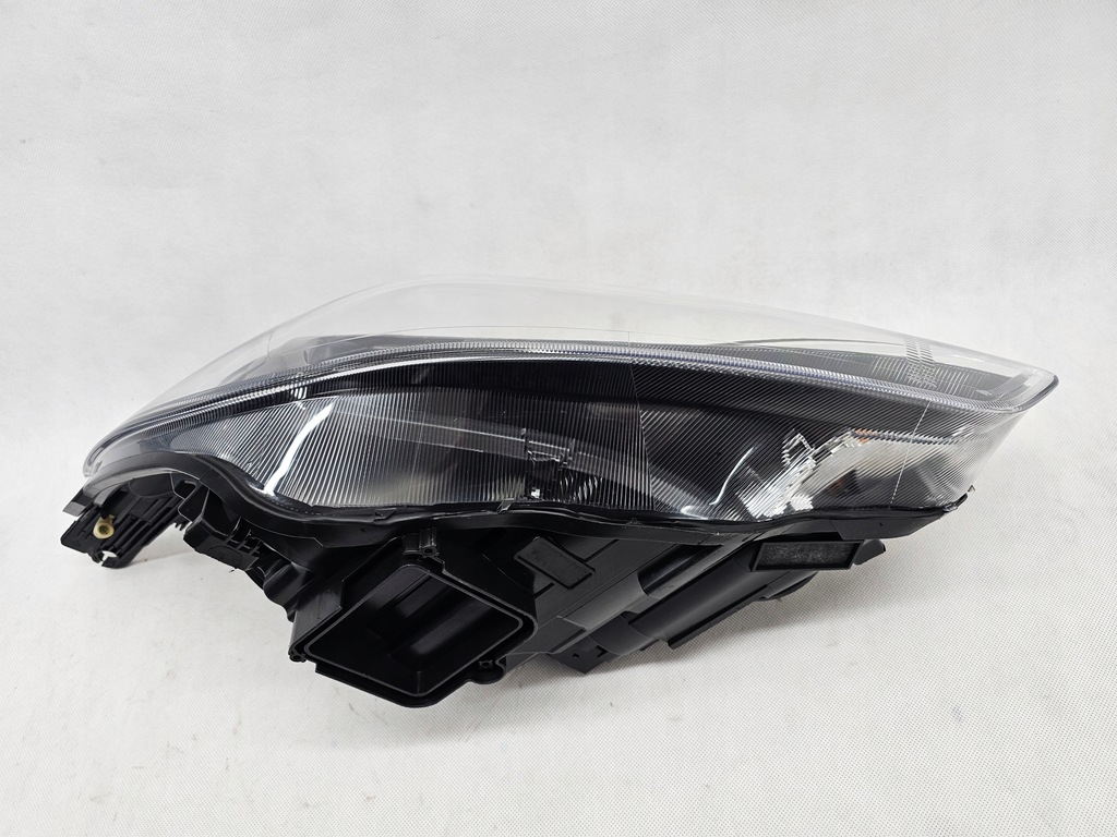 фото №14, Ford focus mk iii 3 lift лампа przódprawa обычная с led drl f1eb-13w029-ag