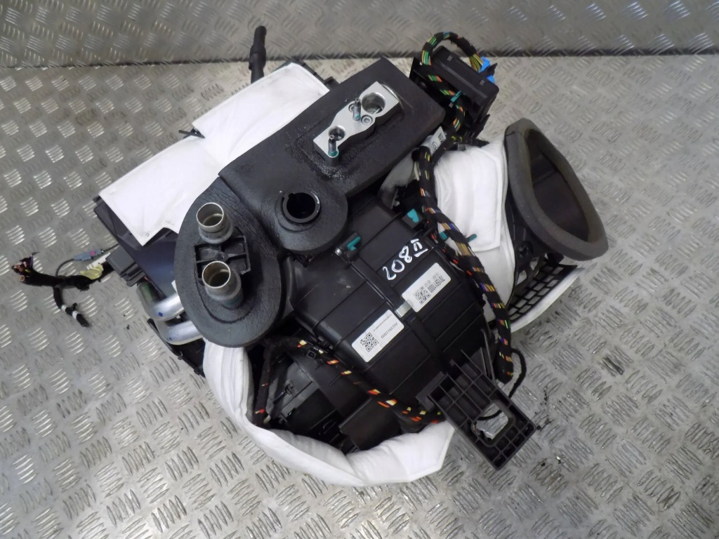 фото №5, Peugeot 208 ii opel corsa fv 2019- отопитель