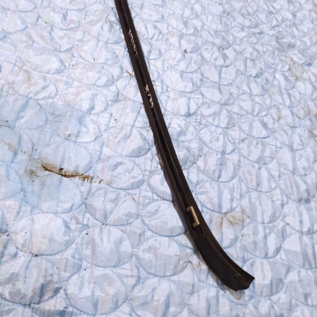 фото №5, Молдинг стекло передней левая bmw 3 e90 e91 7179263