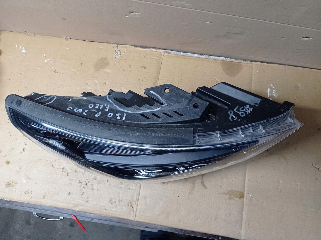 фото №7, Лампа фара правый hyundai i30 full led 20- eur