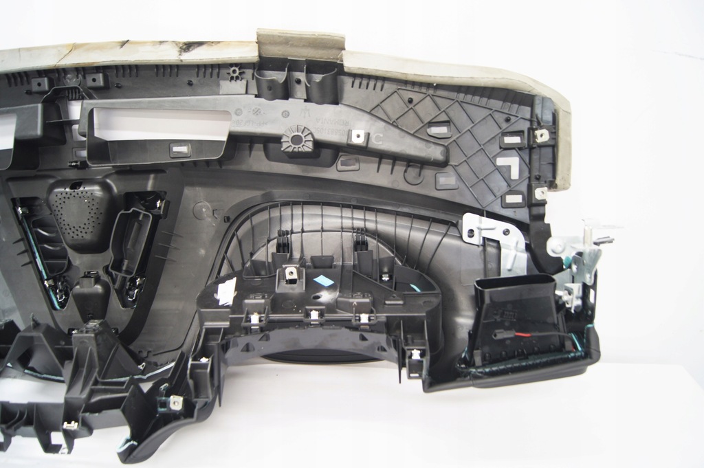 фото №8, Приборная панель приборная приборная панель maserati levante gt 22r