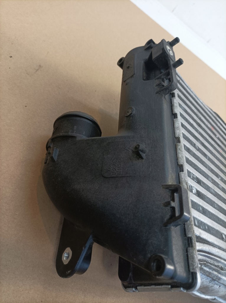 Радиатор интеркулер mm11882 peugeot citroen с Разборки