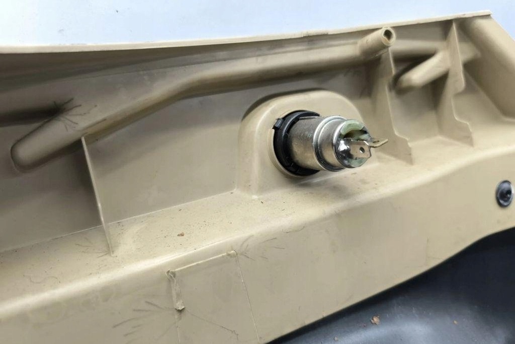 фото №8, Ліва оббивка багажника land rover range rover sport l320 est501030xxx