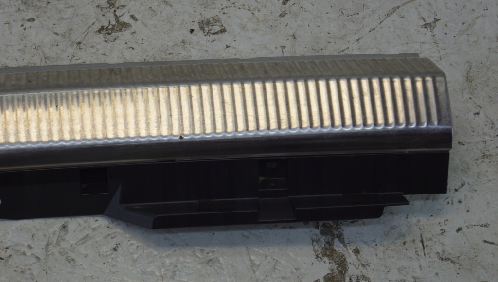 Накладка поріг багажника audi a4 b8 універсал 8k9864483c Недорого