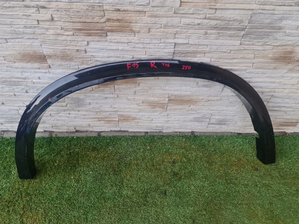 фото №1, Молдинг крила права задня x5 f15 m набір