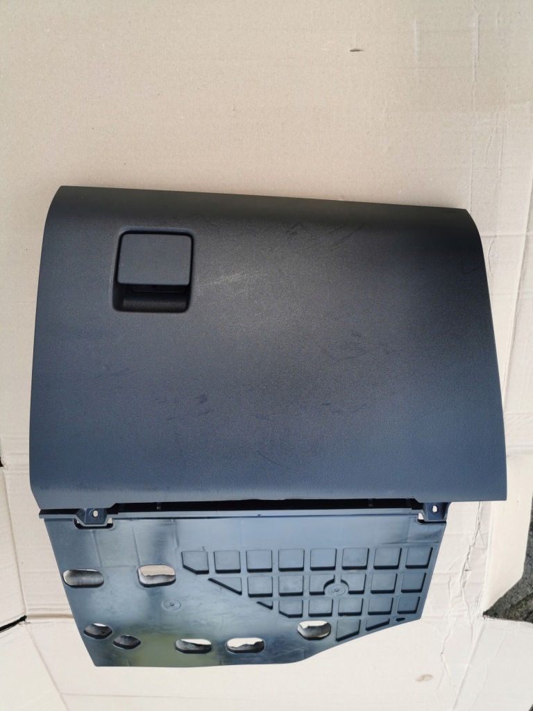 фото №1, Бардачок пассажира opel vectra signum lift europa