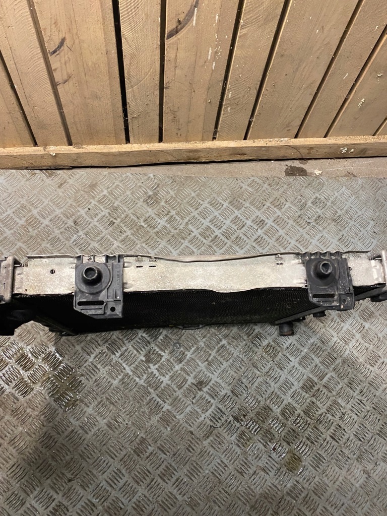 Радіатор води mercedes w124 2.0 бензин 1245006203 Зі Шроту