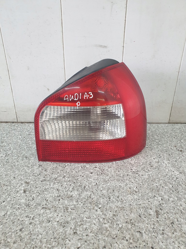 фото №1, Лампа задняя задняя audi a3 8l fl 2000-2003 правая tyc