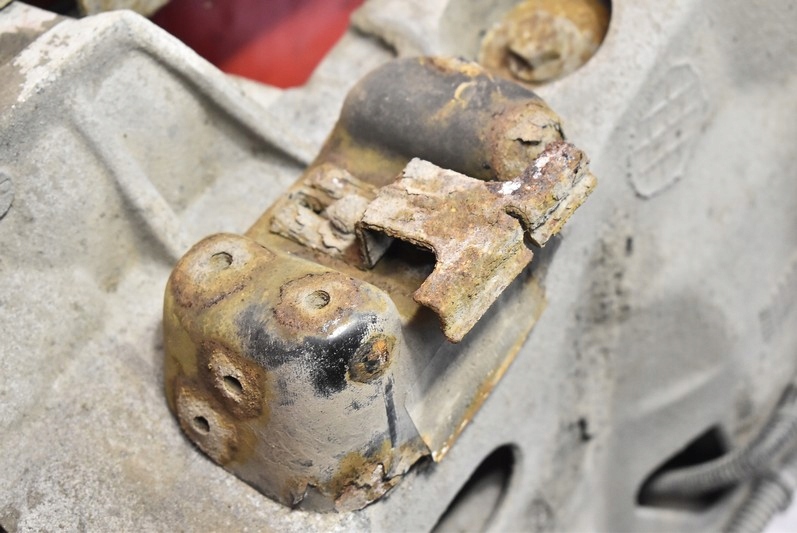 фото №15, Підрамник балка підрамник підрамник задня 30683440 volvo s60 1 i 2.5 t 210 km 4x4 04-09