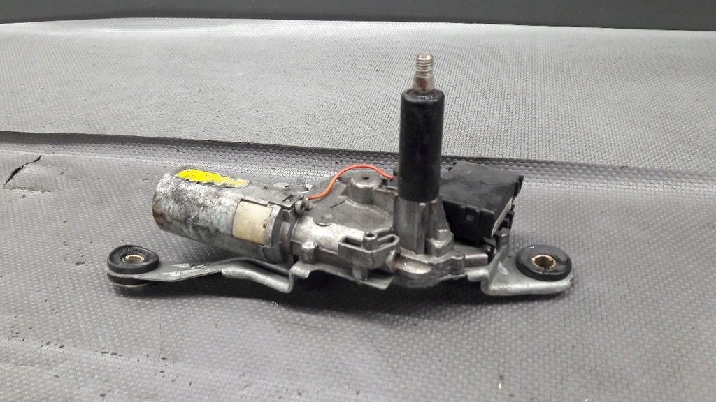 фото №12, 8360154 моторчик дворники задняя bmw 3 e36