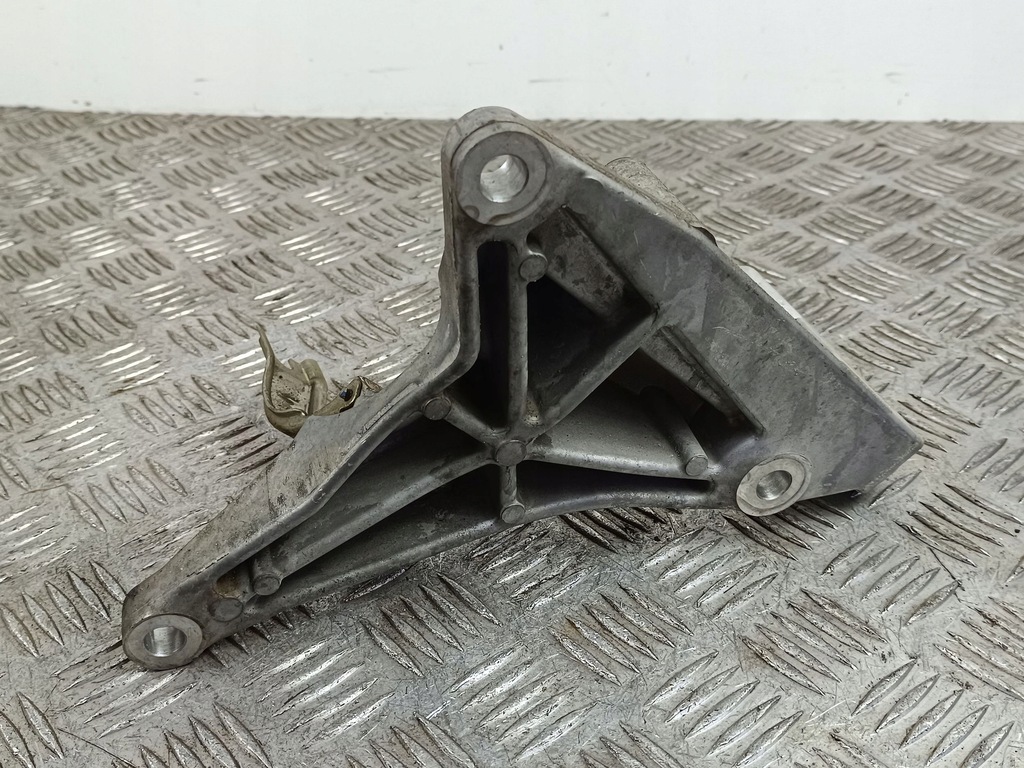 фото №5, 2022 mitsubishi outlander iv кронштейн подшипник опоры вала