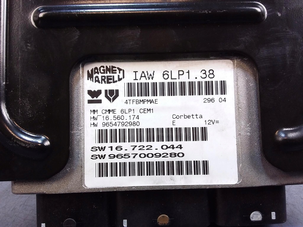 фото №4, Peugeot 307 i 2.0b блок управления бортовой компьютер двигателя