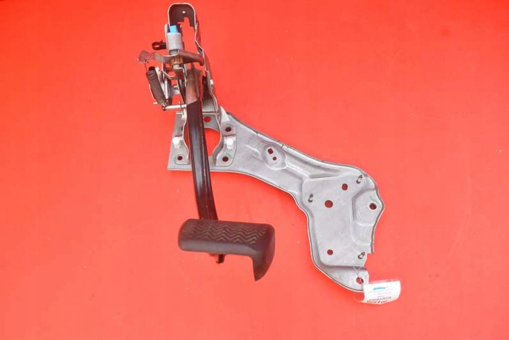 фото №1, Педаль педали тормоз автоматическая коробка передач toyota corolla e21 19-