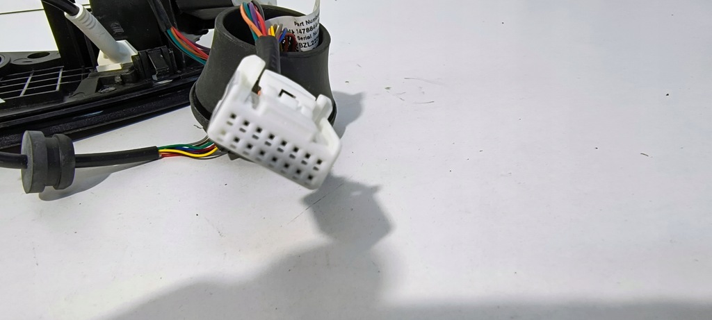 фото №7, Кришка порт заряджання tesla model 3 y