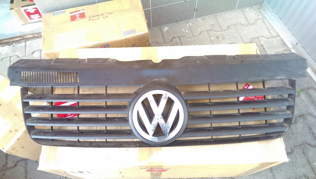 фото №1, Решітка радіатора решітка радіатора vw transporter t5 7h0807101/5