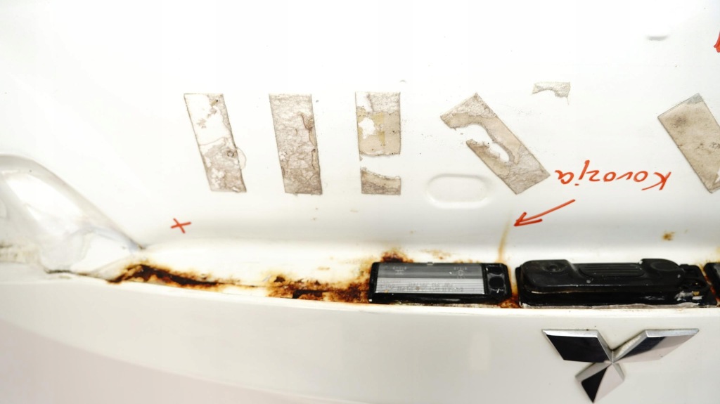 Крышка багажника багажника задний  mitsubishi asx 10-12r Киев