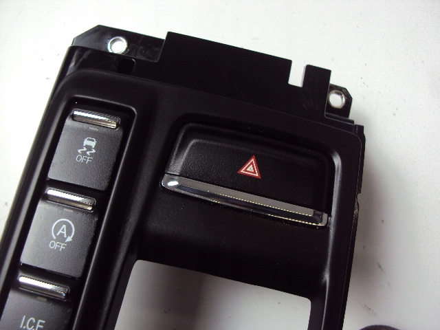 фото №3, Панель радио рамка maserati levante