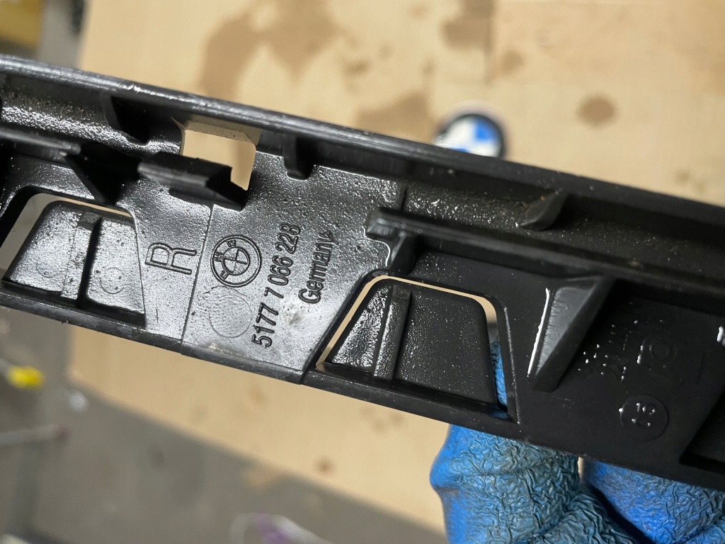 Bmw e60 e61 направляющая порог левый/правый перед 7066227 7066228 с Разборки