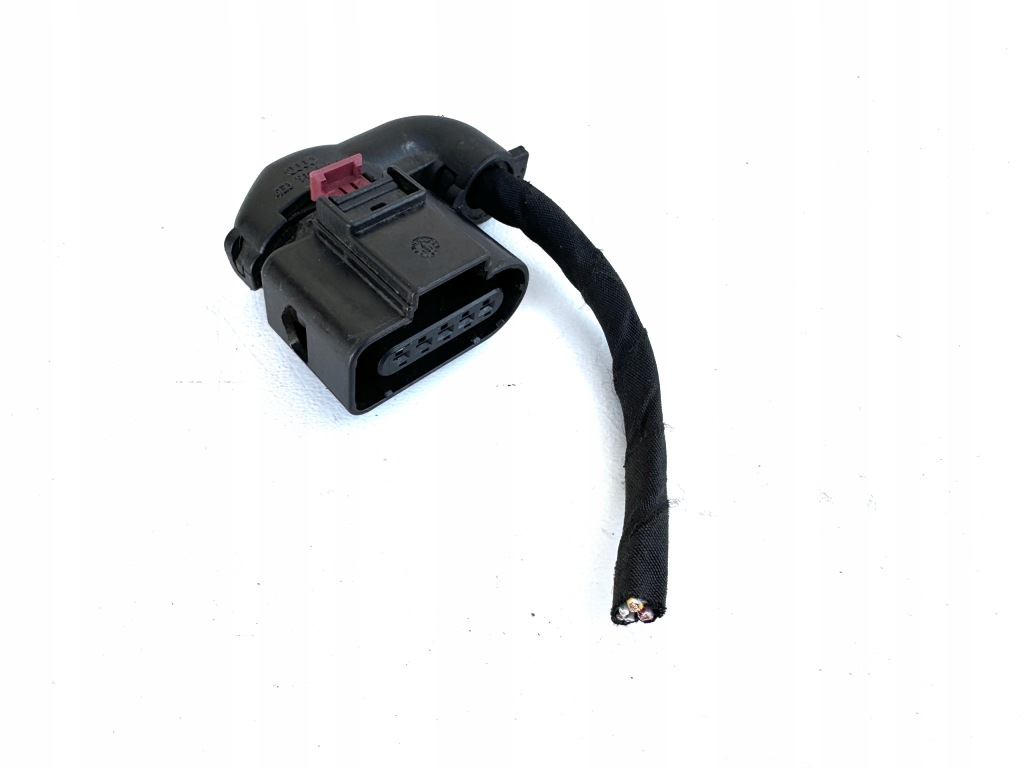 фото №1, Штекер контакты жгут 8k0973705a audi