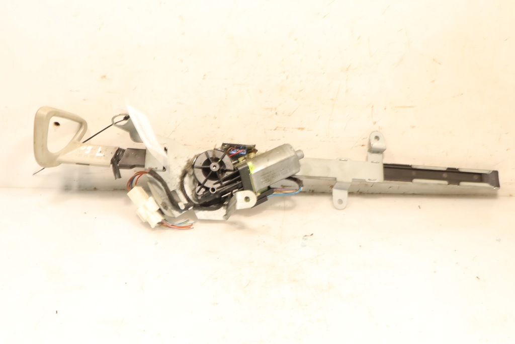 фото №1, Podajnik поперечина лівий mercedes clk c209