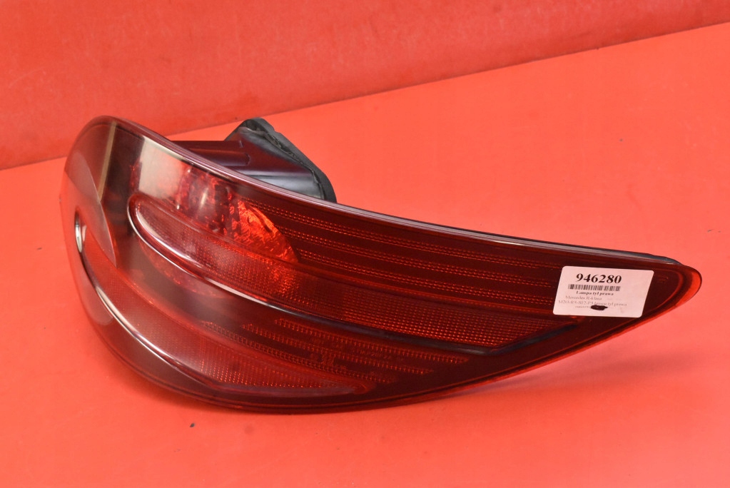 фото №3, Лампа правая задняя задняя 403122r mercedes r-klasa w251 05-10