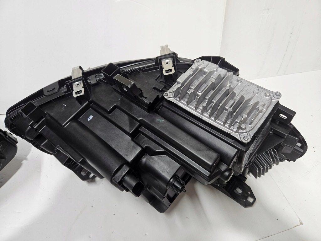 фото №9, Mercedes w246 lift лампа full led права ліва комплектна nowa oryg a246