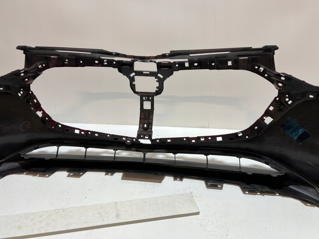 Mazda 3 бампер rok 2021 колір 46v Зі Шроту