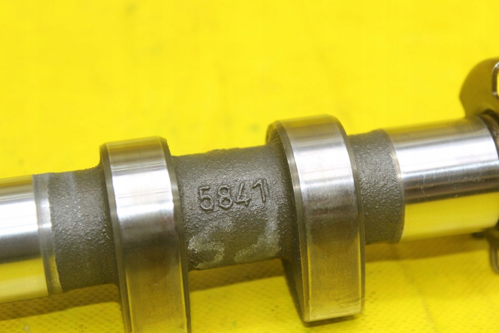 Вал распределительного вала правый впускной  porsche cayenne 1 4.5 b m48 9482113r Цена