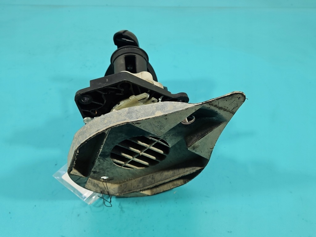 фото №5, Механизм колеса запасного 8200269378e renault clio iii 3 подъемник кронштейн