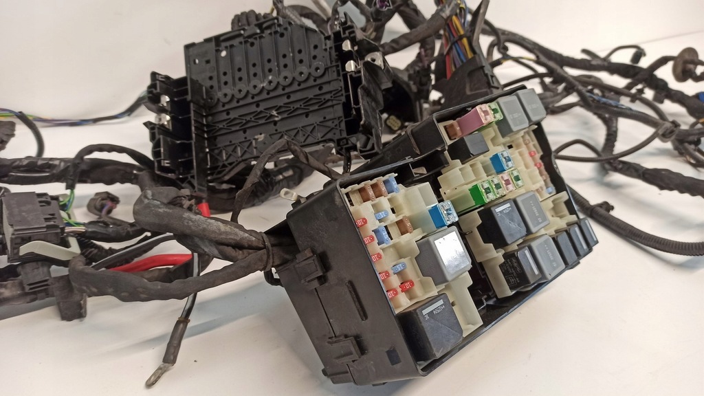 фото №10, Volvo v40 ii жгут отсек двигателя 1.6 31334234