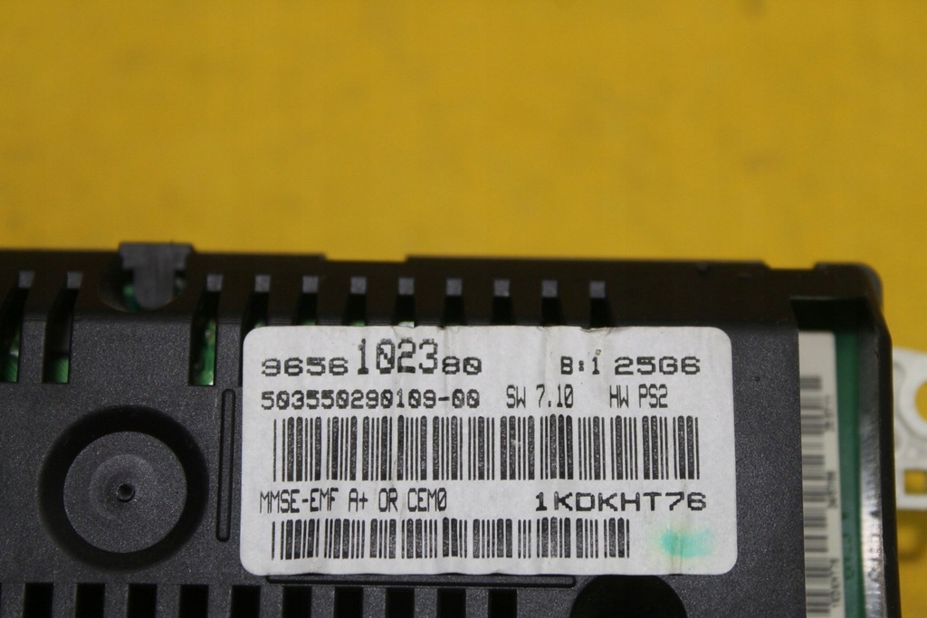 фото №6, Дисплей peugeot 207 9656102380